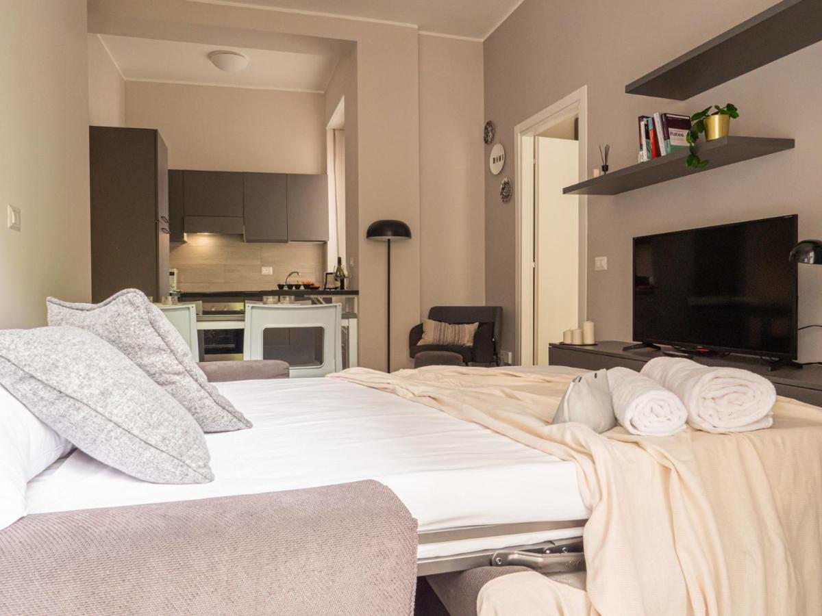 The Best Rent - Apartment With Balcony In Milan Downtown Milão Exterior foto