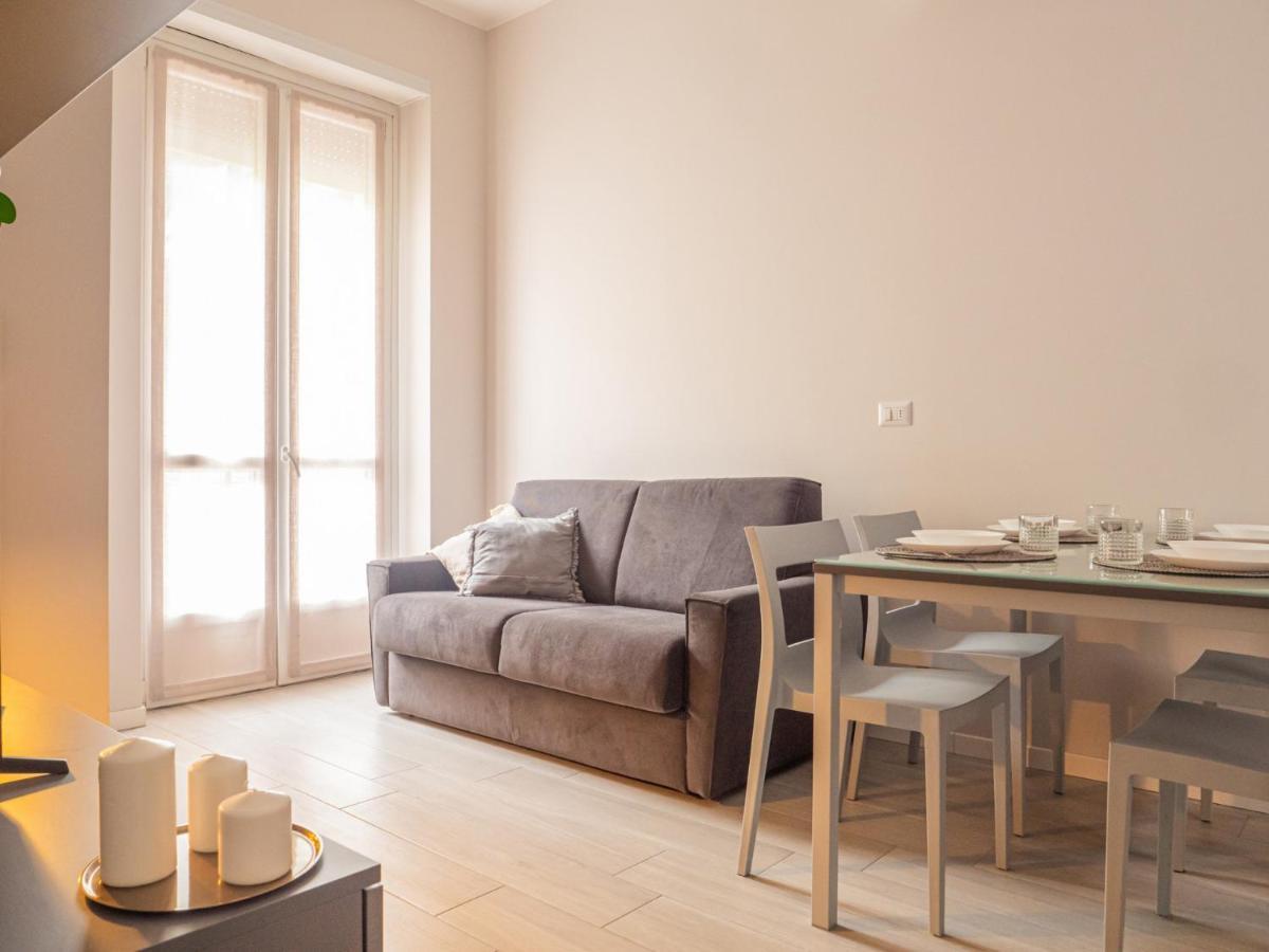 The Best Rent - Apartment With Balcony In Milan Downtown Milão Exterior foto