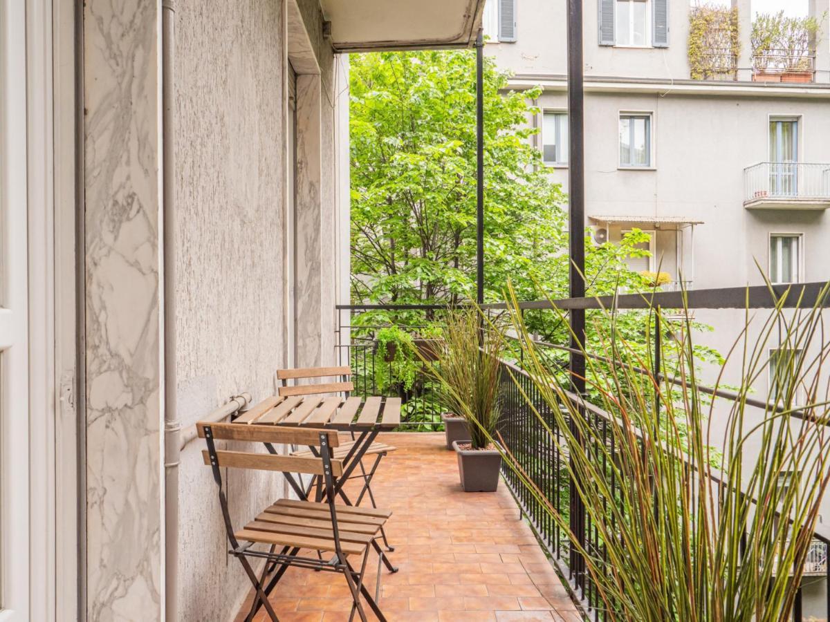 The Best Rent - Apartment With Balcony In Milan Downtown Milão Exterior foto