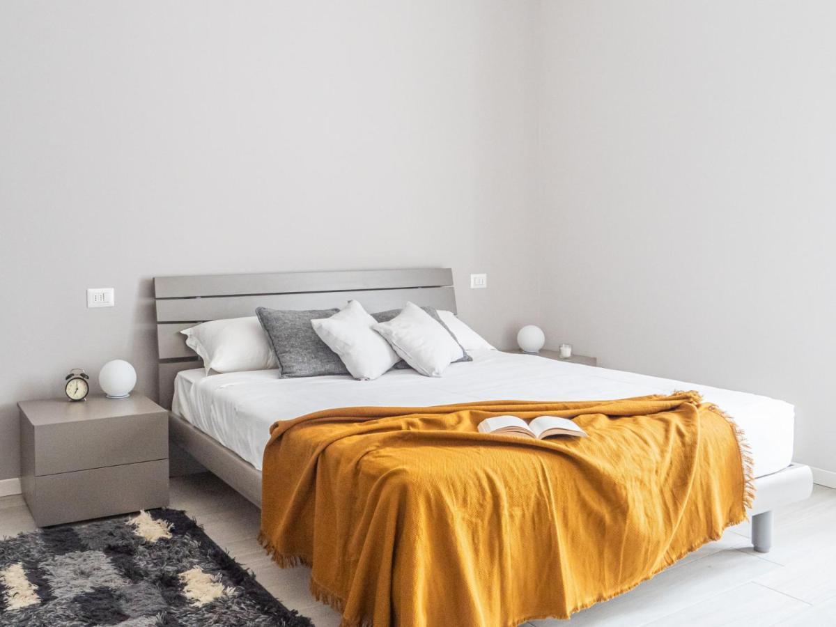 The Best Rent - Apartment With Balcony In Milan Downtown Milão Exterior foto